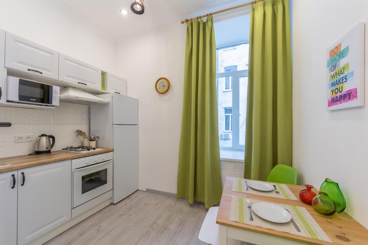 Apartments On Velyka Vasylkivska 47 キエフ エクステリア 写真